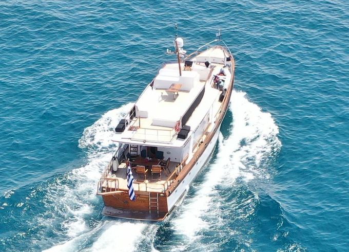 Grand Banks 72