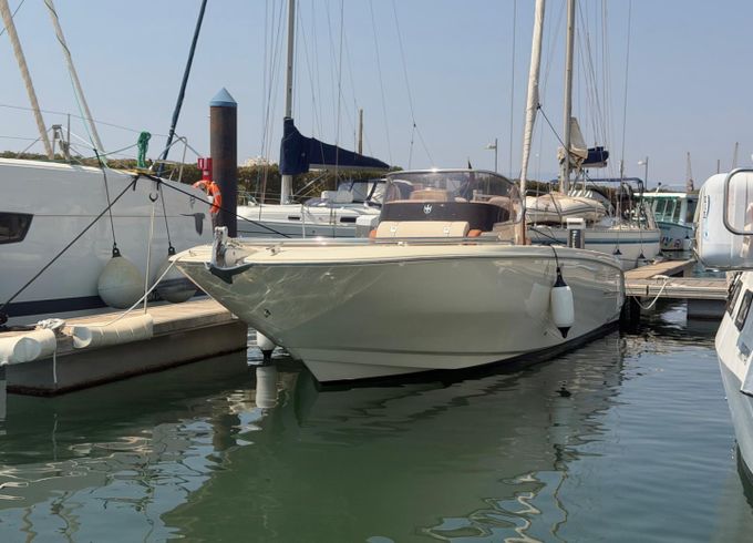 Invictus 280 SX