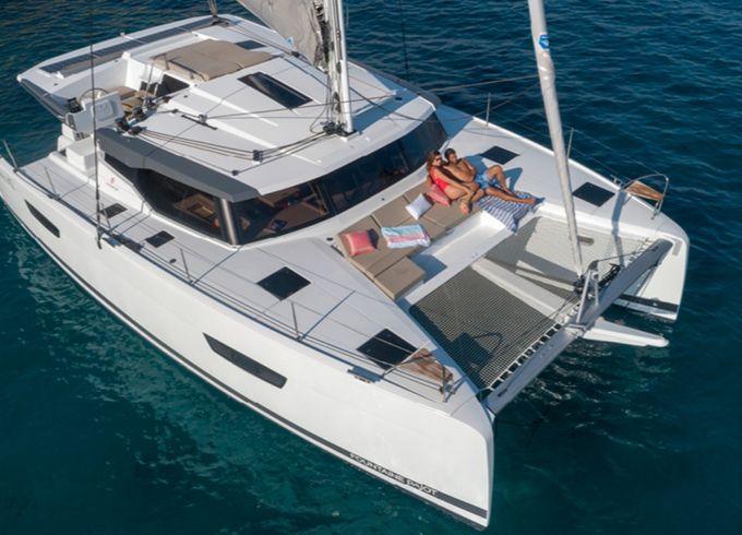 Fountaine Pajot Astrea 42