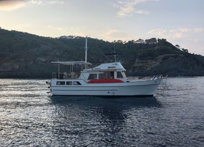 MODERN BOAT EUROBANKER 44