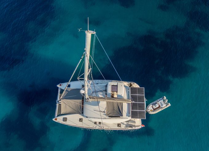 Lagoon 450 Sport Top