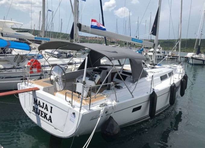 Hanse 455