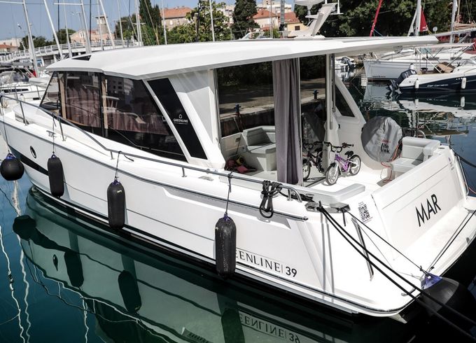 Greenline Yachts Greenline 39