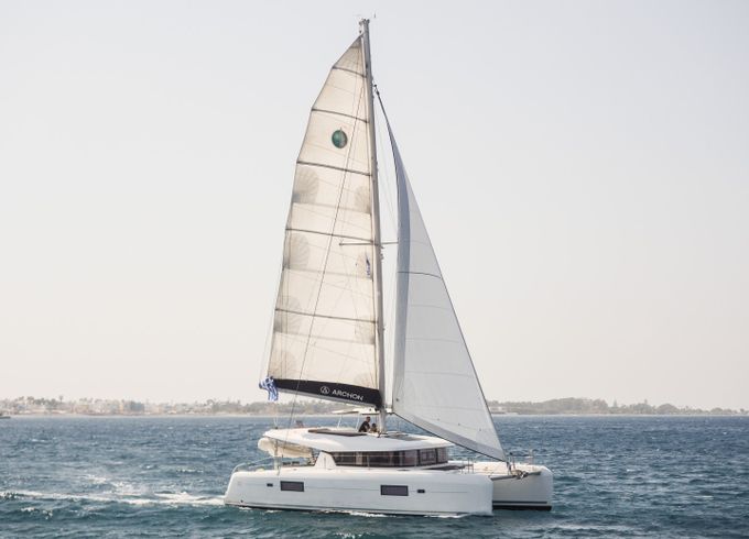 Lagoon 42