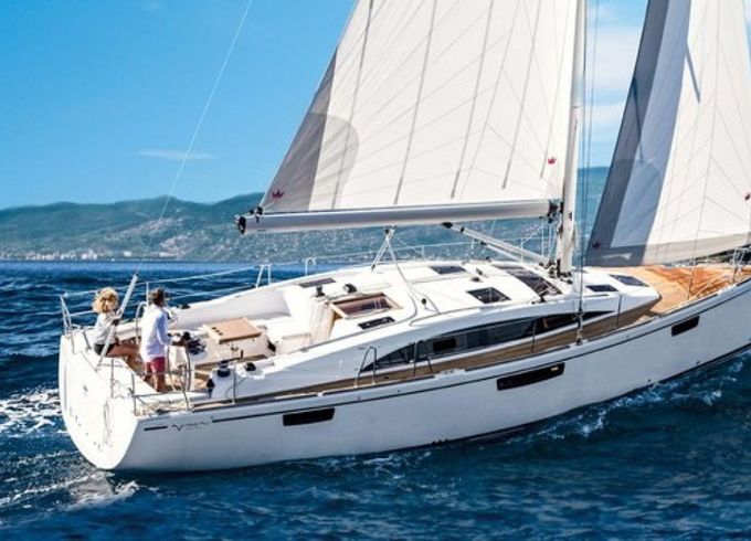 Bavaria Vision 42 Owner Version