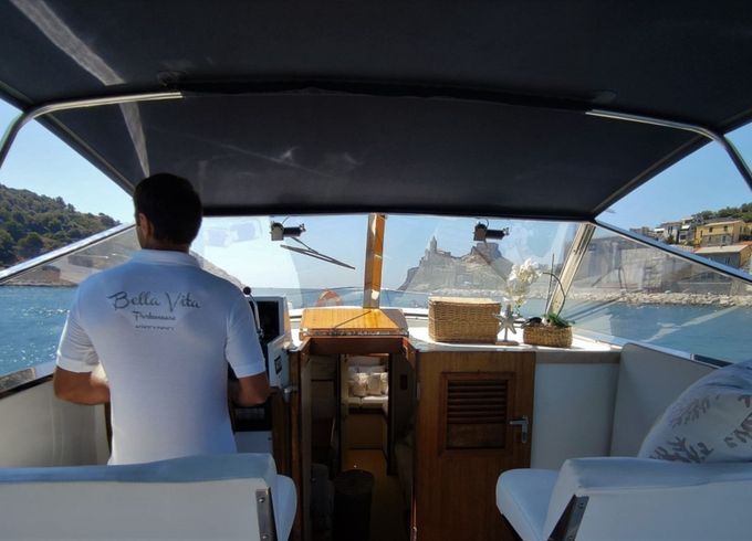 Chris Craft Commander 31