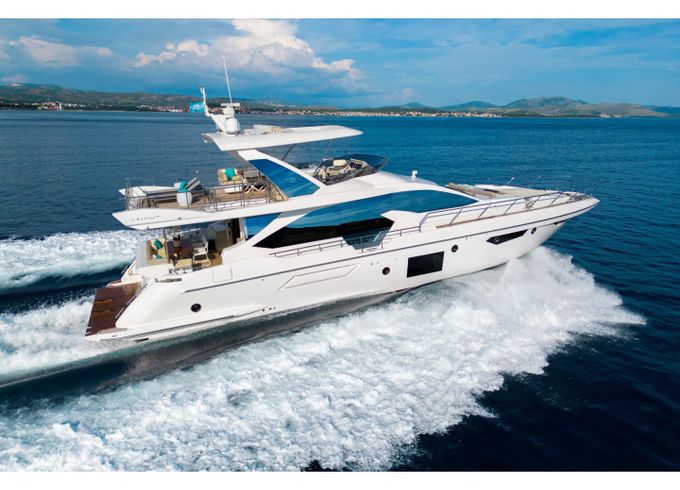 Azimut 72 Fly