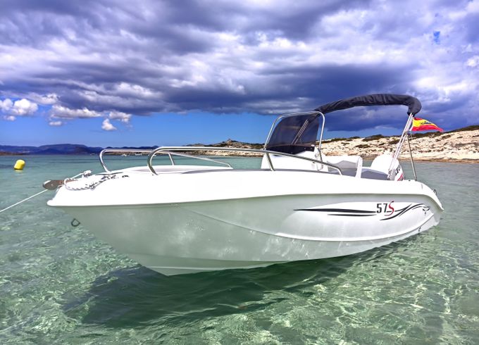 Trimarchi 57S