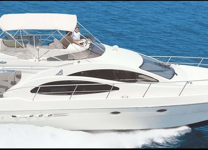 Azimut 42