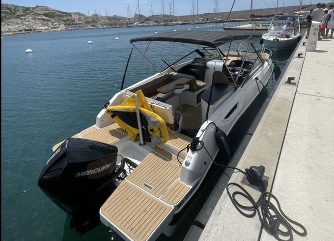 Quicksilver Activ 755 Cruiser