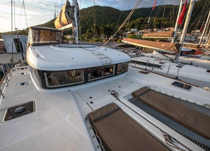 Lagoon 40