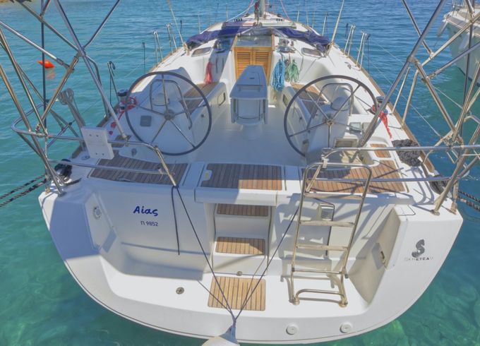 Bénéteau Oceanis 43