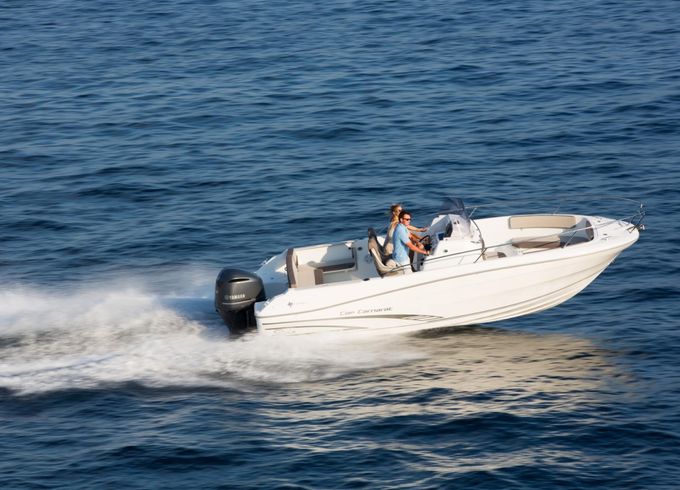 Jeanneau Cap Camarat 7.5 CC Serie 2