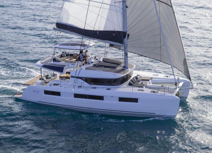 Lagoon 51