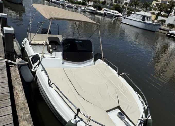 Bénéteau Flyer 6.6 SUNdeck