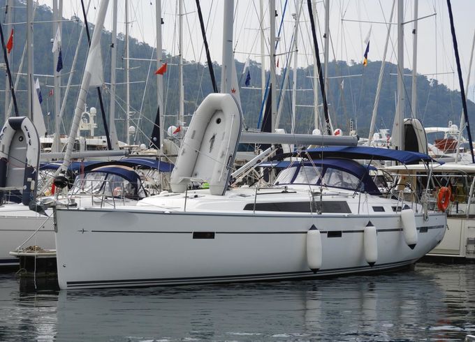 Bavaria Cruiser 51