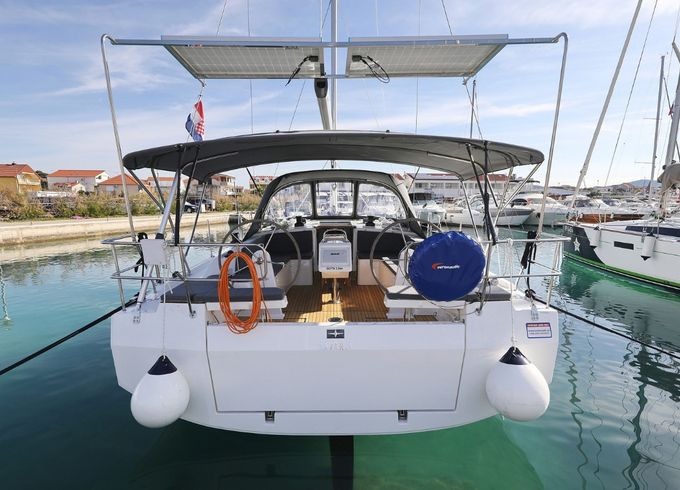 Bavaria C42