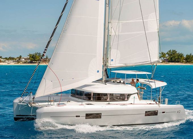 Lagoon 42