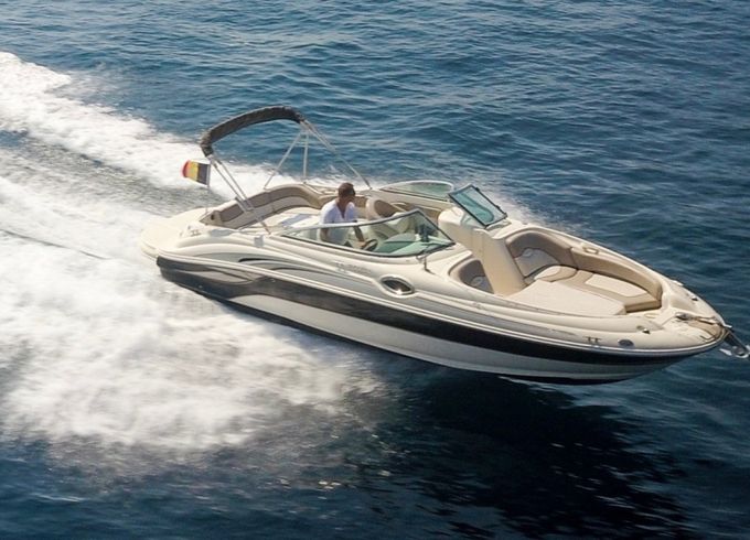 Sea Ray 240 Sundeck