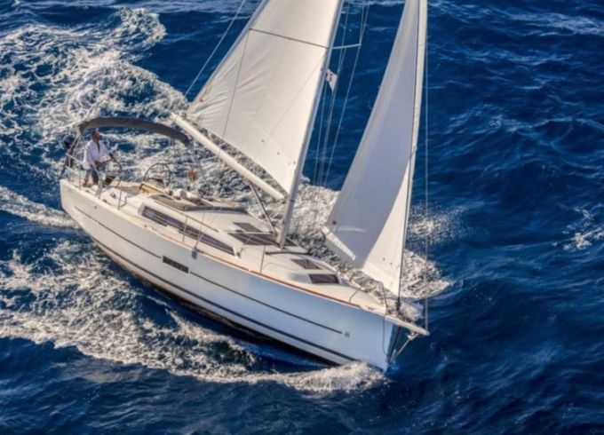 Dufour 360 Grand Large