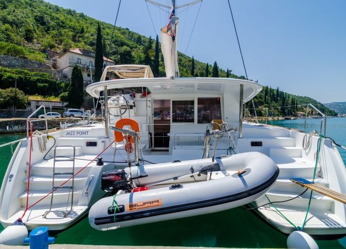 Lagoon 400