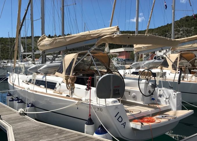 Dufour 350 Grand Large