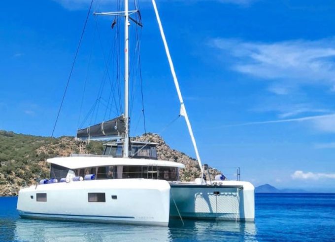 Lagoon 42