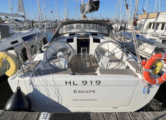 Hanse 415