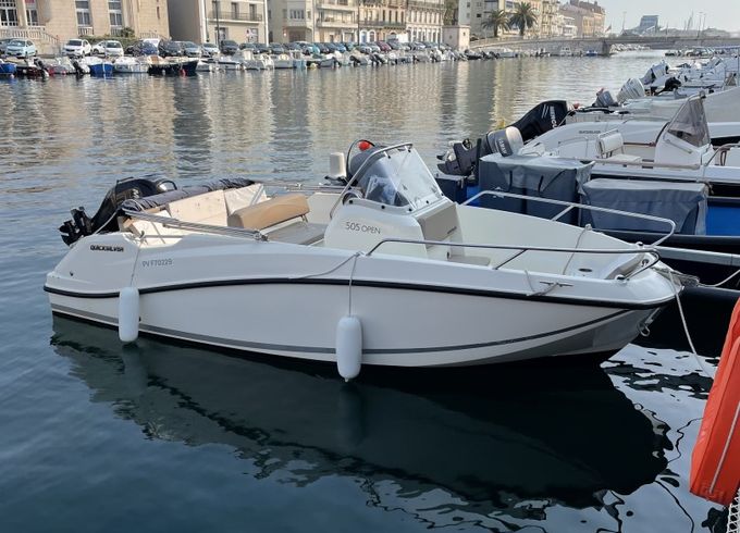 Quicksilver Activ 505 Open