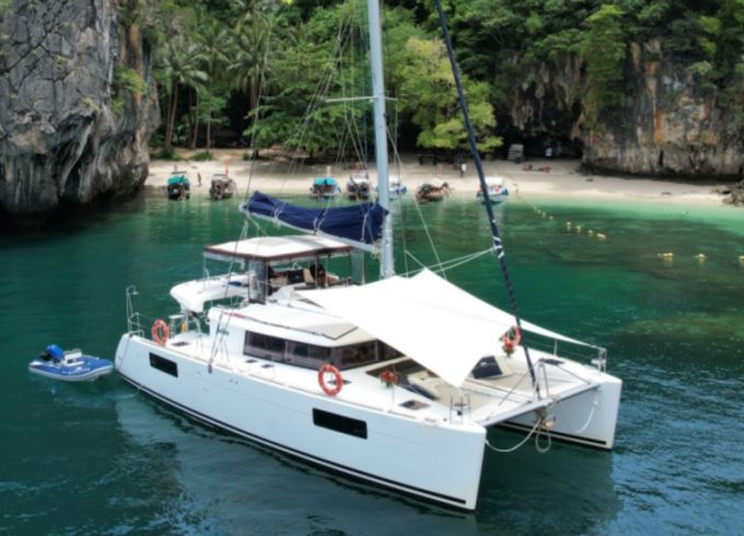 Lagoon 450 F