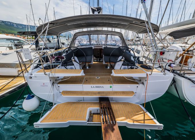 Hanse 410