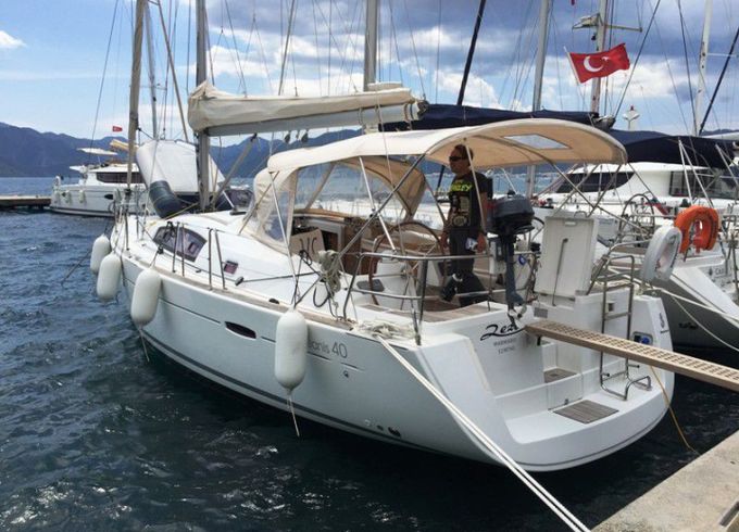 Bénéteau Oceanis 40