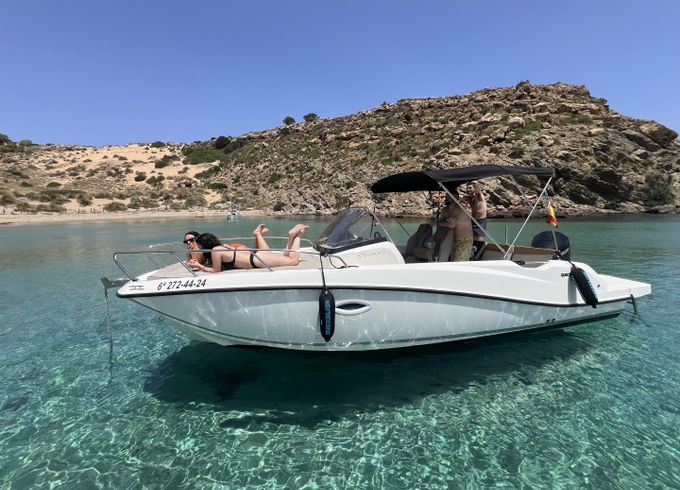 Quicksilver 675 sundeck