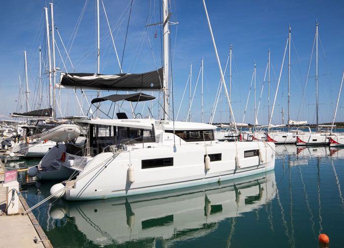 Lagoon 46