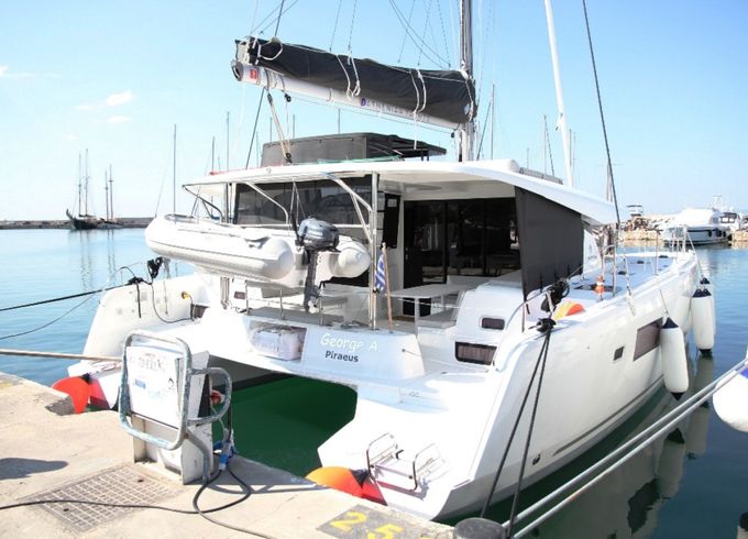 Lagoon 42