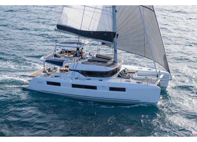 Lagoon 51