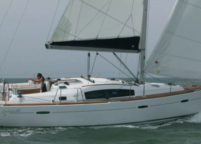 4 OCEANIS 40