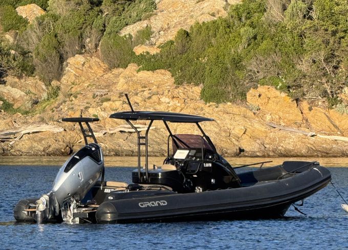 Grand Boats G850