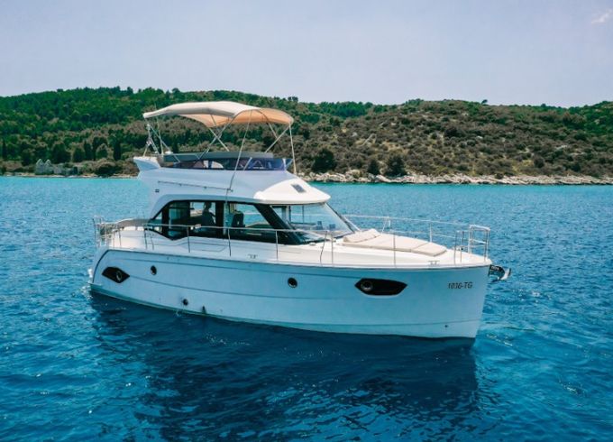Bavaria E40 Fly