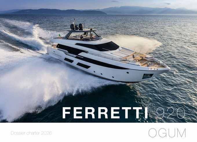 FERRETTI 920