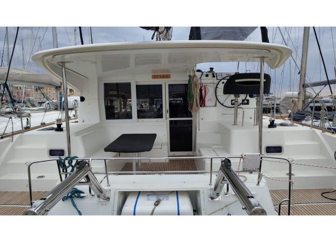 Lagoon 40
