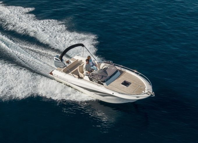 Atlantic 730 Sun Cruiser