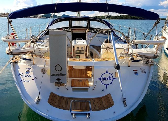 Bavaria 44