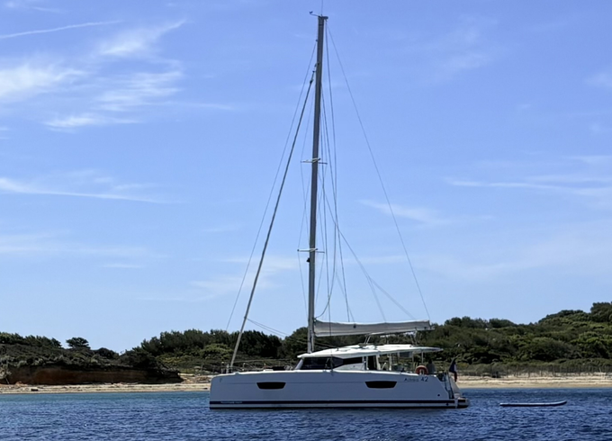 Fountaine Pajot Astrea 42