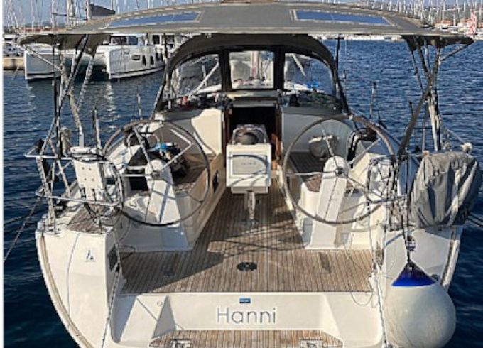 Bavaria Cruiser 37