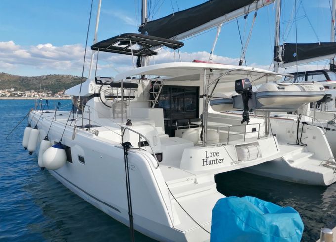 Lagoon 42