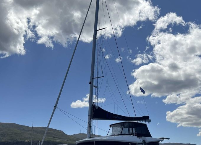 Lagoon 51