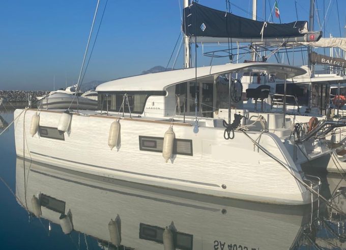 Lagoon 40