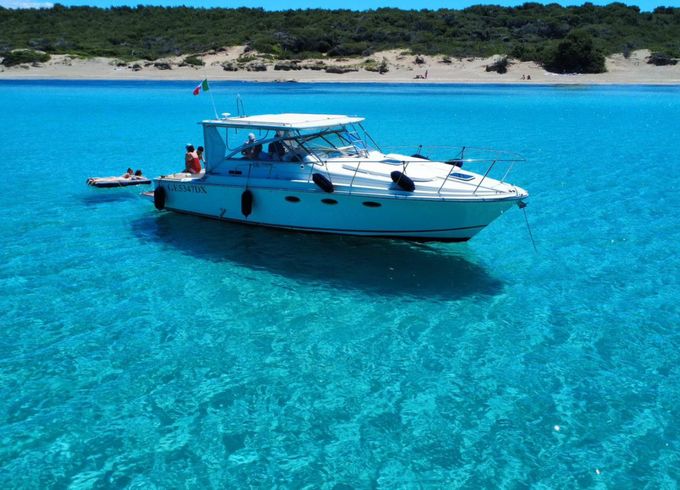 Sea Ray 340 Express Cruiser