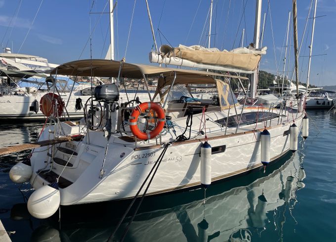 Jeanneau 53